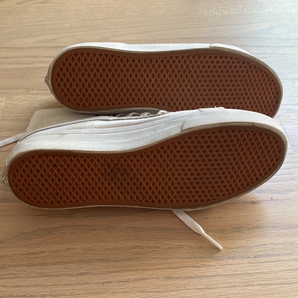 Vans, white canvas high tops - Picture 5 of 6